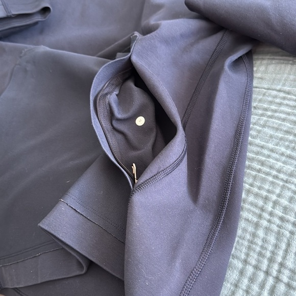 Lululemon Double-Knit Cotton Hoodie ,Navy ,Size M,Casual Large Zip Front Pocket - Picture 4 of 5